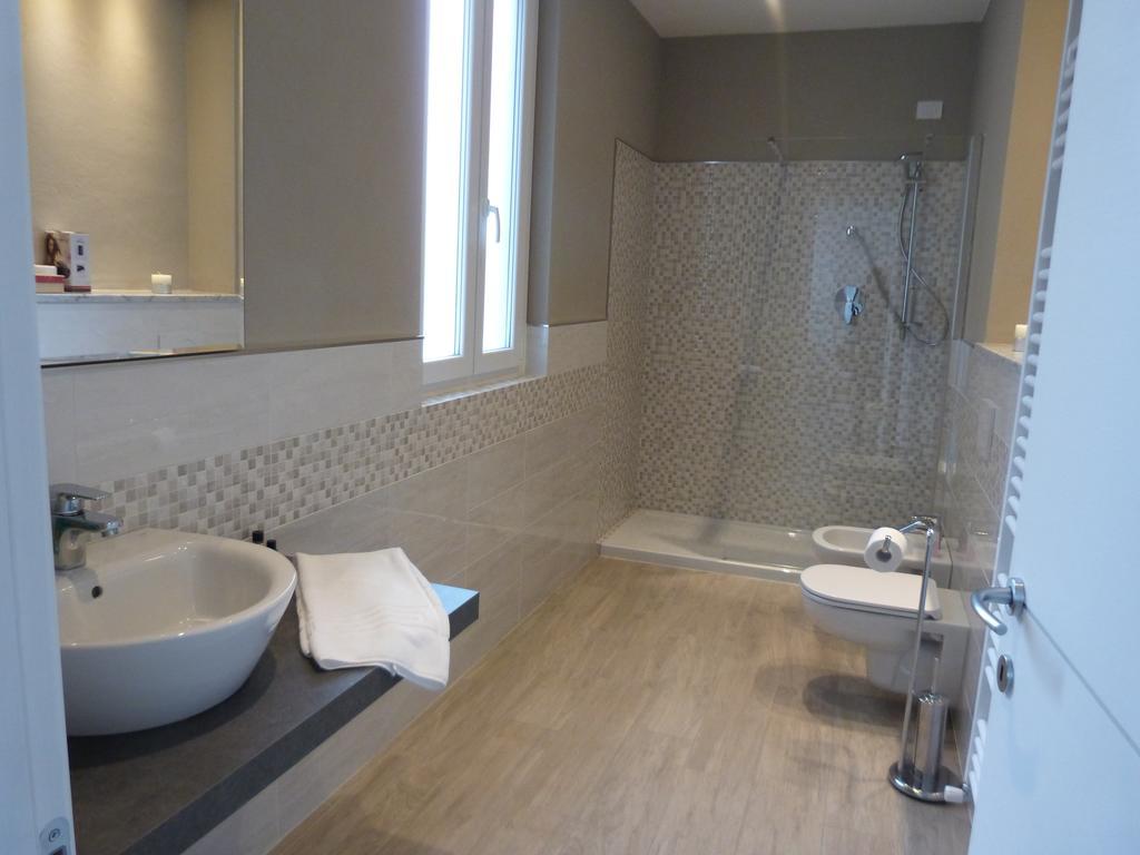 Ca' Da Valeria One Apartment Chiavari Luaran gambar